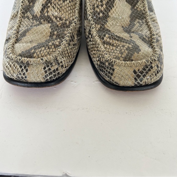 STUART WEITZMAN SNAKESKIN LEATHER MULES. LOGS SLIP ONS SIZE 8.5 - Picture 7 of 16